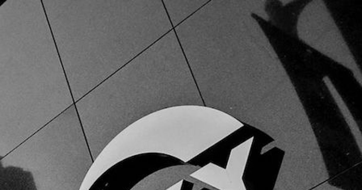 Occidental Petroleum make your prediction by 26th March 2019 on